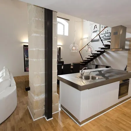 G&h - Duplex Tipo Loft Apartment *